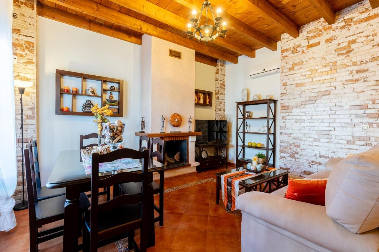Vll Vivienda Rural A Las Puertas De Donana Villamanrique De La Condesa Eksteriør billede